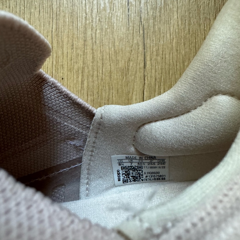 Adidas Ultraboost Sneakers - Picture 4 of 4